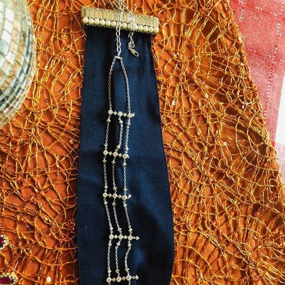 A Charlottes Choker necklace with crystals - Picture 9 of 14